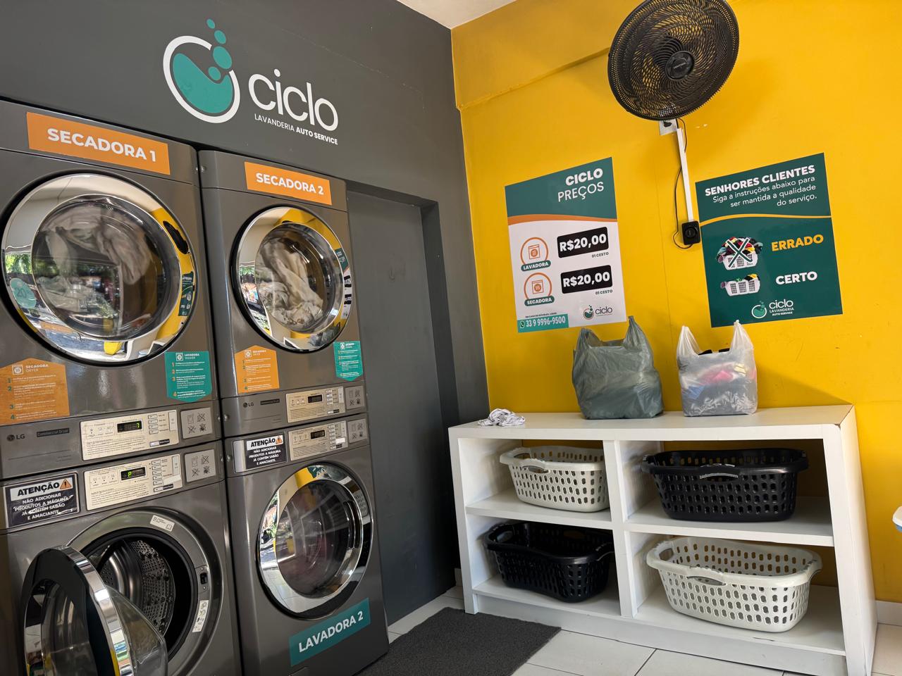 Ciclo Lavanderia - Ambiente completo com máquinas e preços